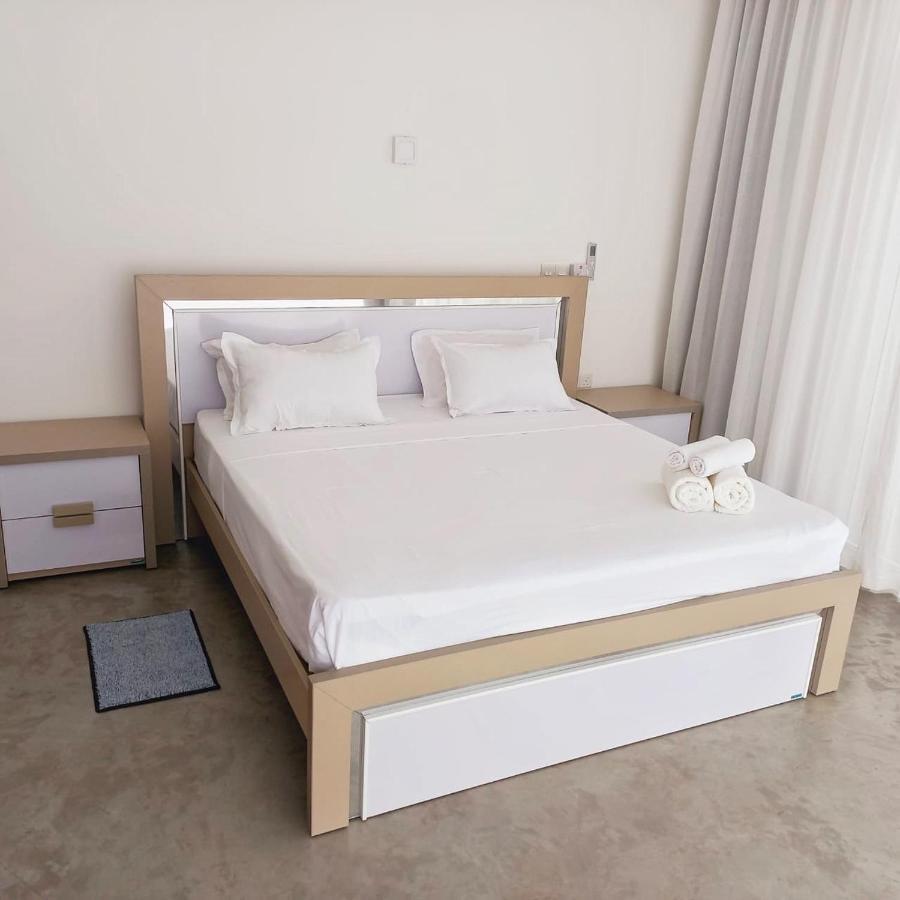 Hotel Zodiak Tangalle Esterno foto