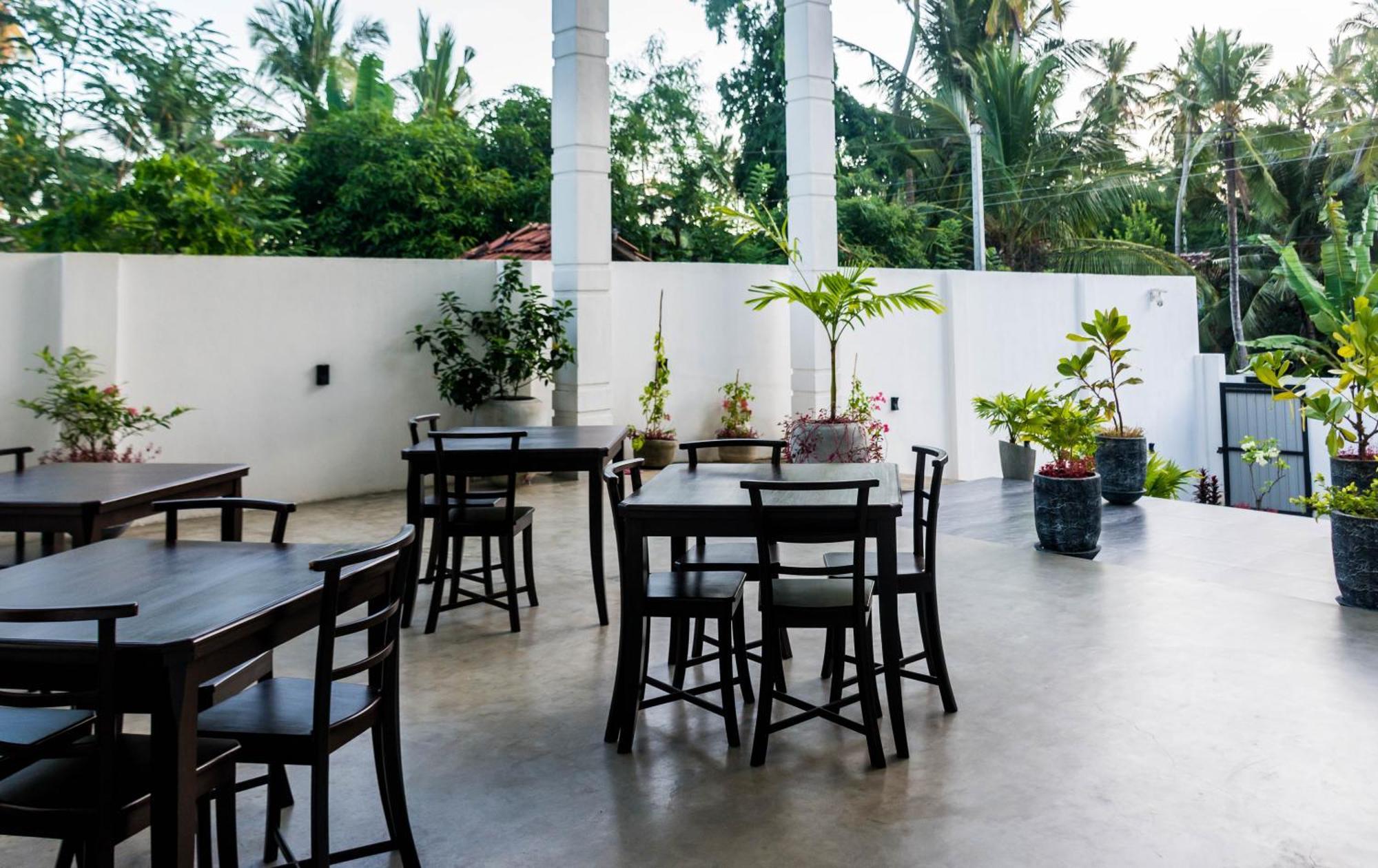 Hotel Zodiak Tangalle Esterno foto