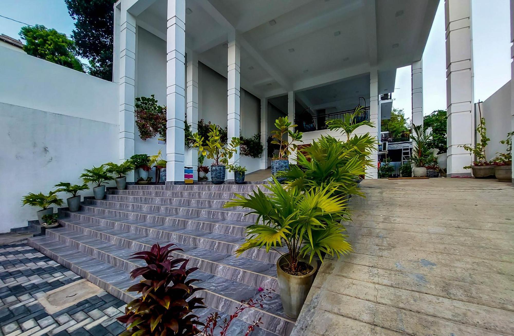 Hotel Zodiak Tangalle Esterno foto